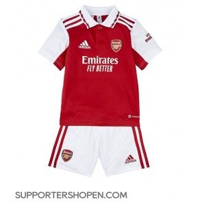 Arsenal Hemmatröja Barn 2022-23 Kortärmad (+ korta byxor)